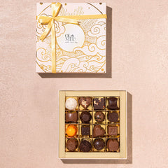 Dreamy Clouds Box of 16