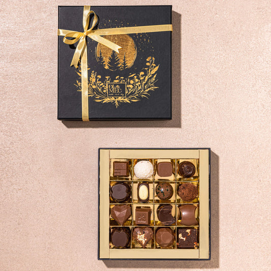 Moon Flower Box Of 16